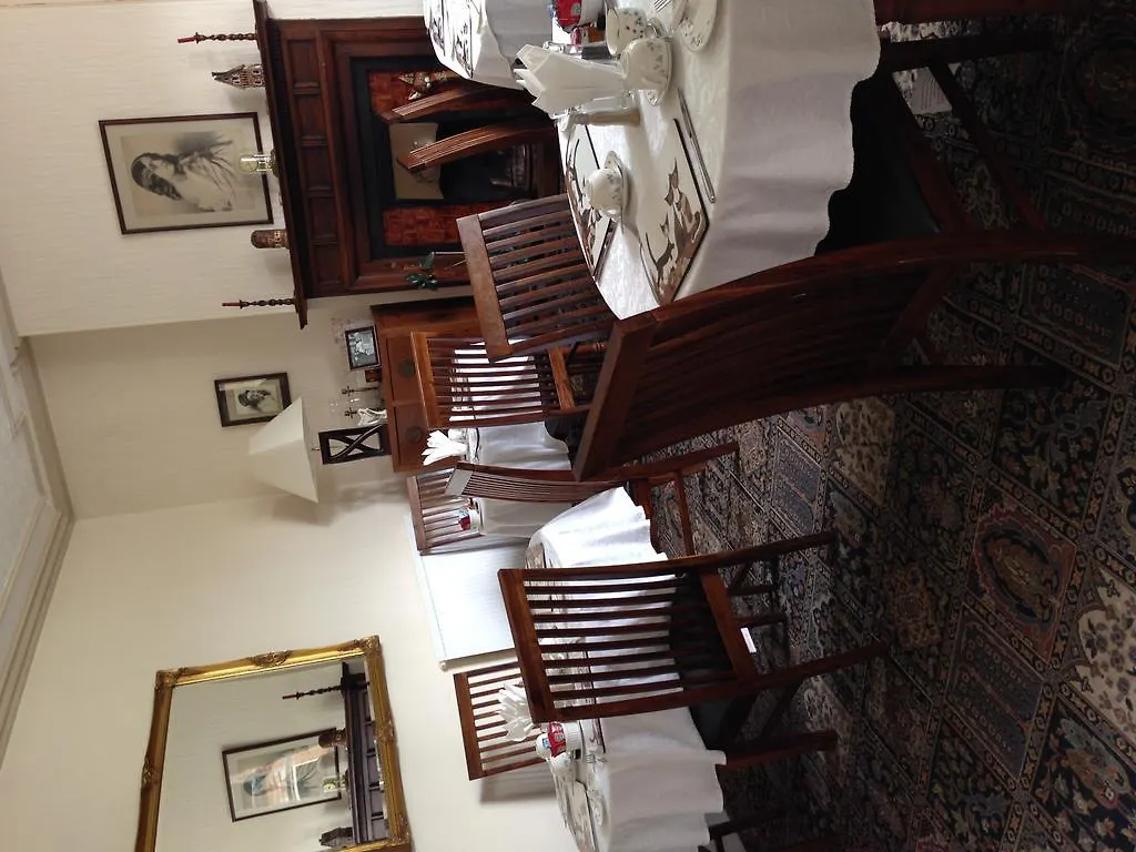 Elmdon Lodge Birmingham Bed & Breakfast