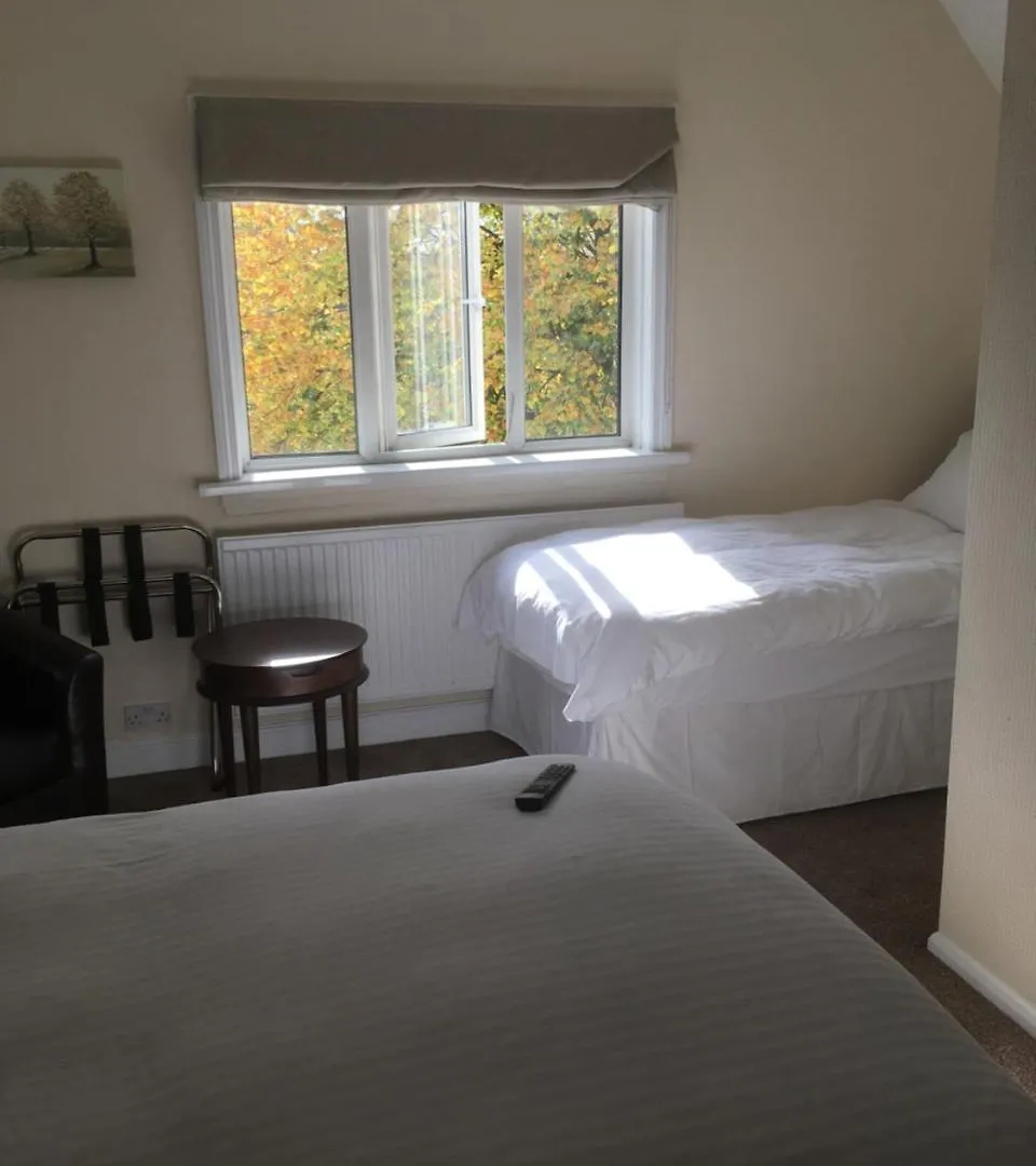 Elmdon Lodge Birmingham Bed & Breakfast
